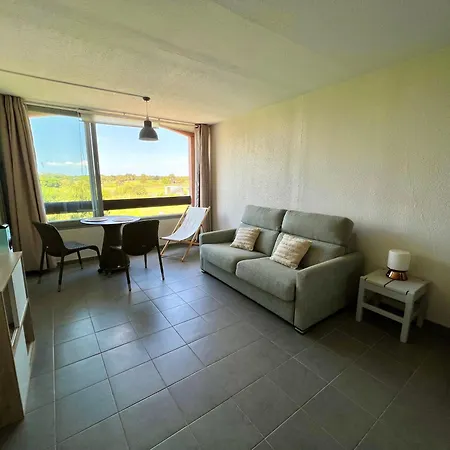 Studio Vue Golf Proche Port Et Plage شقة *